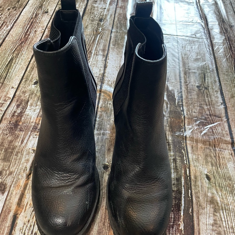 Black boots